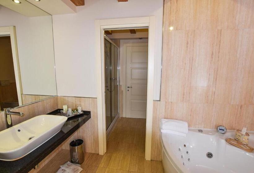 Люкс Повышенной Комфортности, Belfiore Park Hotel 4stars Superior Adults Only