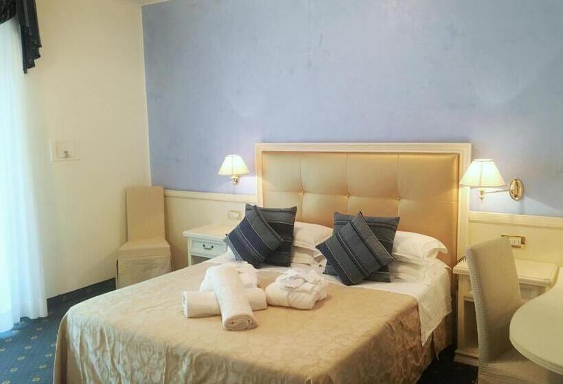 Номер Superior, Ca  D Oro Tre Stelle Superior Adults Only
