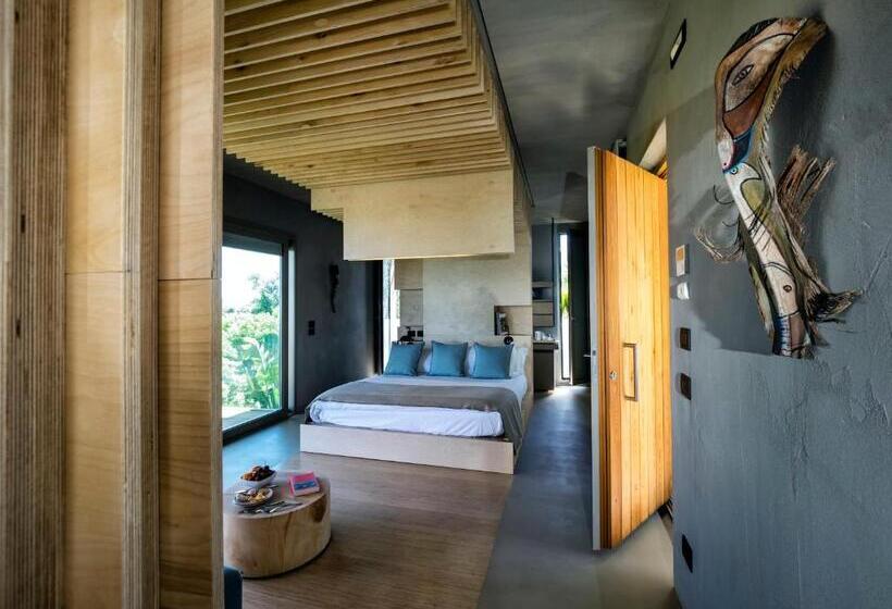 بانگلوی لوکس, Donna Carmela Resort & Lodges
