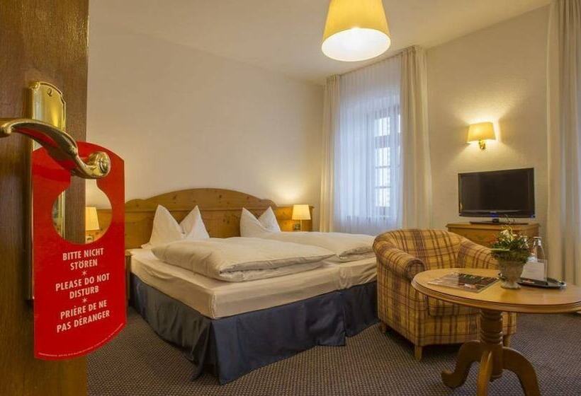 标准三人间, Landhotel Donner