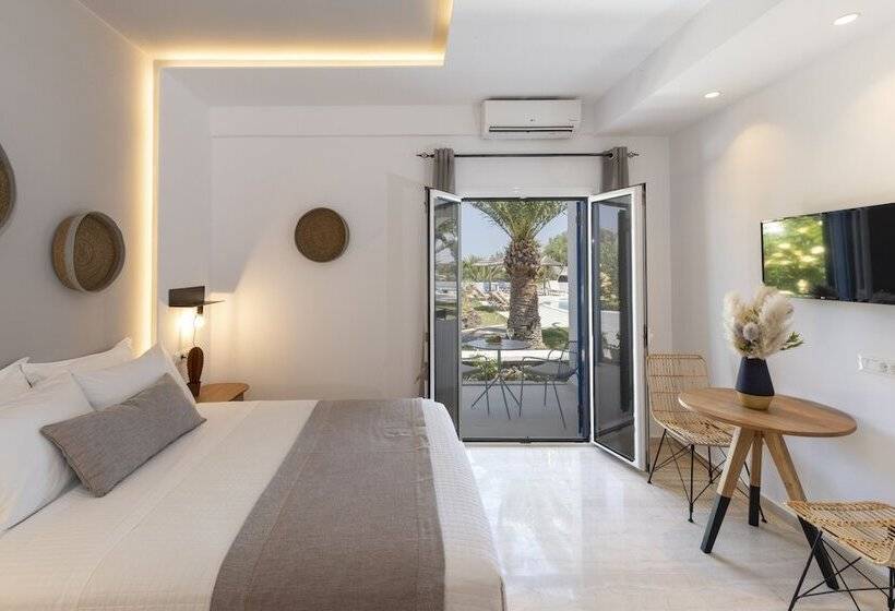 수피리어 스튜디오, Louis Studios Santorini