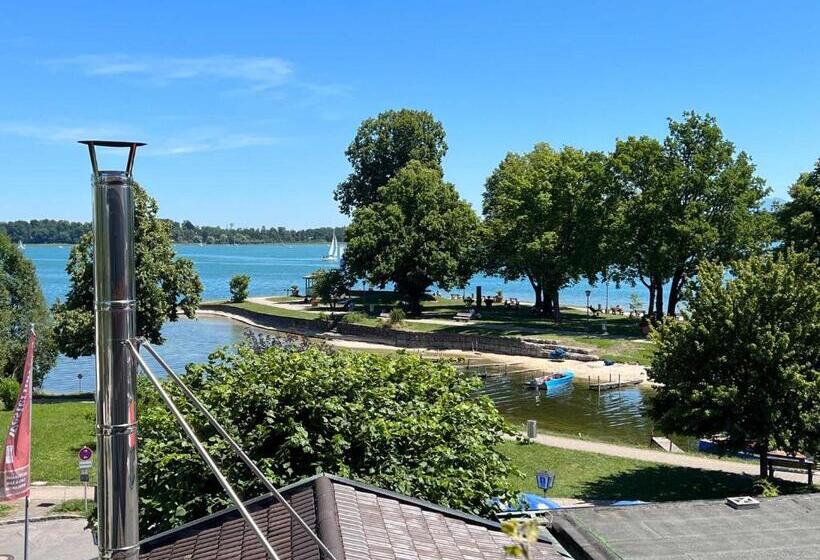 Номер Стандарт Вид на Озеро, Schlossblick Chiemsee