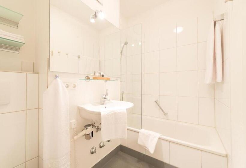 Номер Стандарт Вид на Озеро, Villa Seeschau   Adults Only