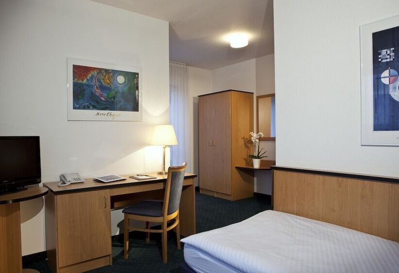 Номер Стандарт Индивидуальный, Airport Hotel Stetten