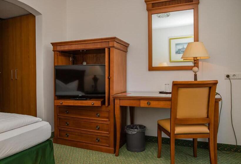Номер Стандарт с Балконом, Alpenhotel Gastager