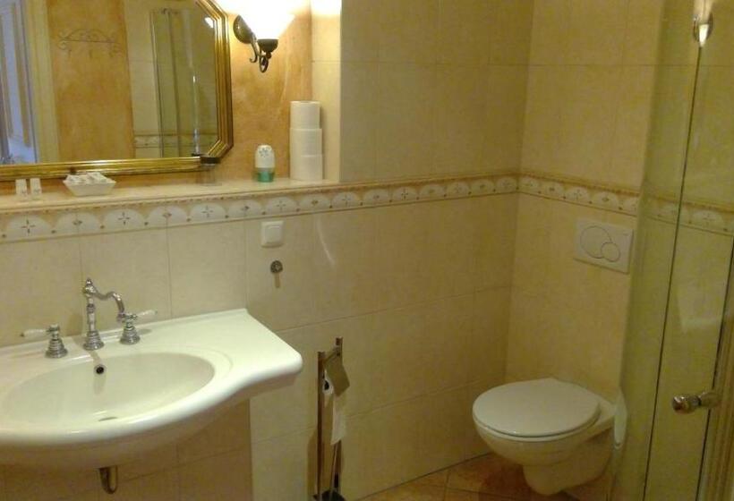 Номер Deluxe с Балконом, Gästehaus Chalet Ochtrup