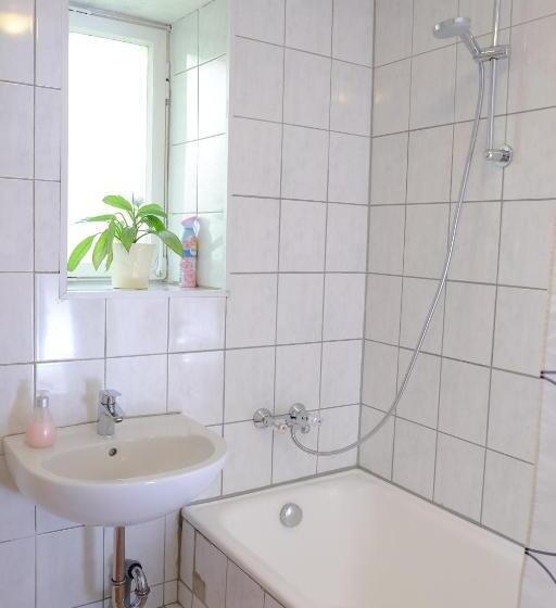 家庭间, Rhein River Guesthouse   Direkt Am Rhein
