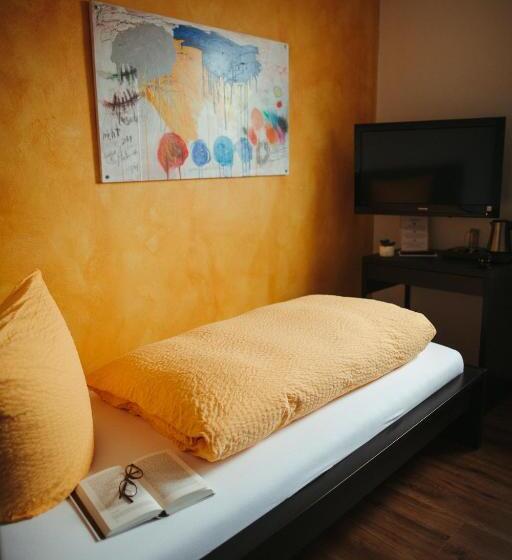 اتاق استاندارد یک تخته با سرویس بهداشتی مشترک, Stadthotel Kleiner Berg