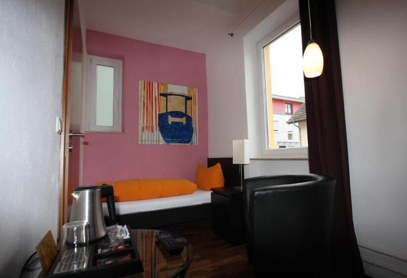 اتاق استاندارد یک نفره, Stadthotel Kleiner Berg