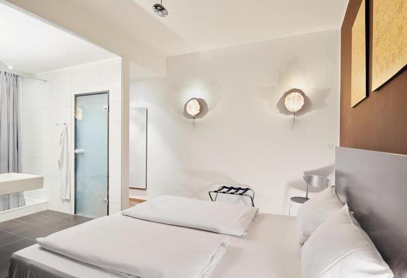 Номер Комфорт Индивидуальный, Art Hotel Tucholsky