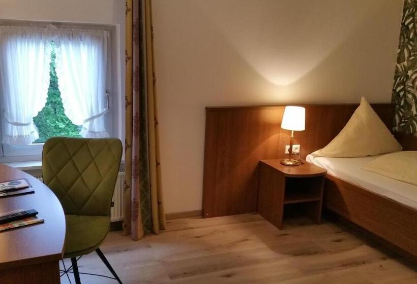 Номер Стандарт Индивидуальный, Land Gut Hotel Zur Brücke
