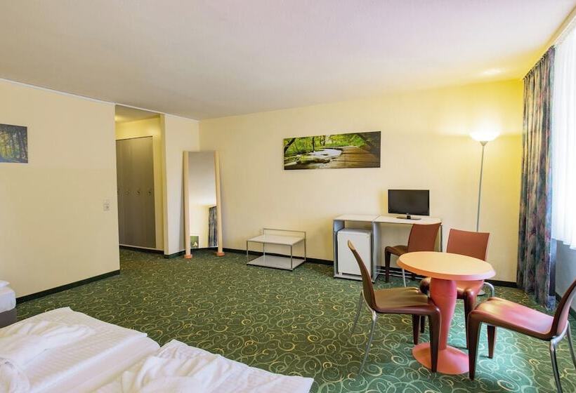 Номер Стандарт Трехместный, Erzgebirgshotel Freiberger Höhe