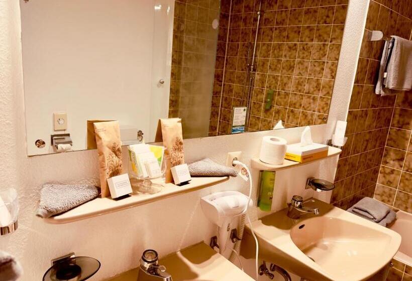 Номер Deluxe с Балконом, Restaurant Adler Stube