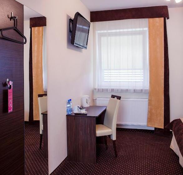 Номер Deluxe Одноместный, Boutique Hotel S I Milionowa