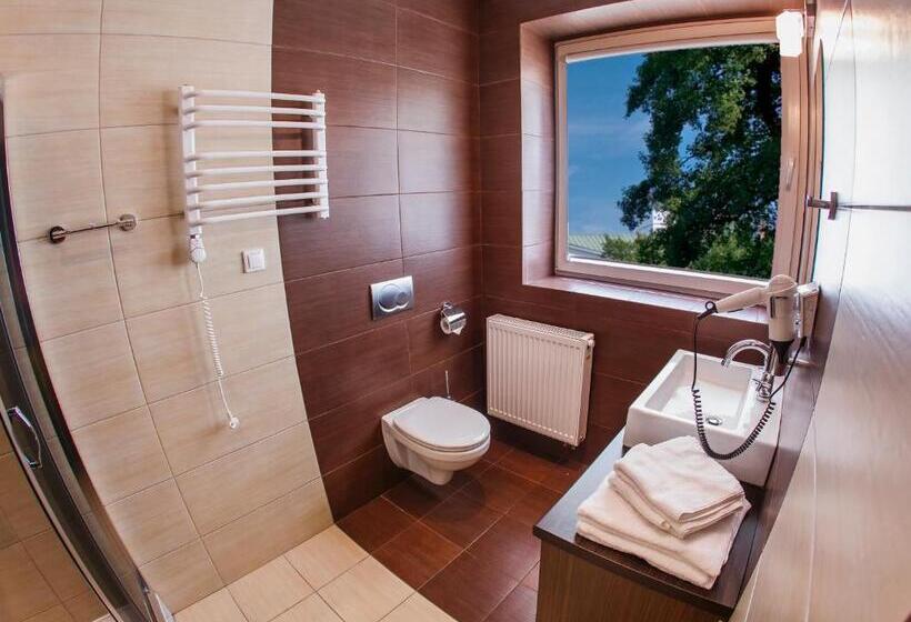 Семейный Номер, Boutique Hotel S I Milionowa