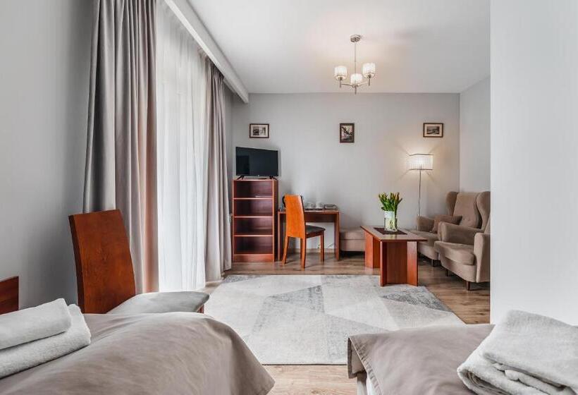 Номер Deluxe, Smile Pieniny