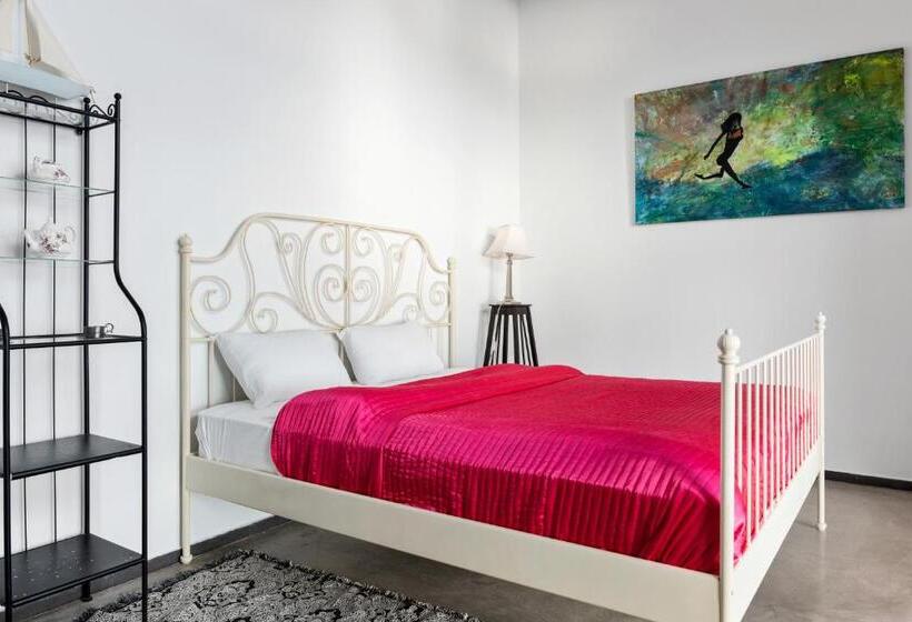 סוויטה משפחתית 2 חדרי שינה, Serenity Boutique Suites