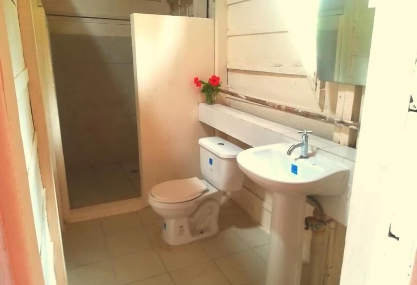 Семейное Бунгало, Akwa Reef Lodge