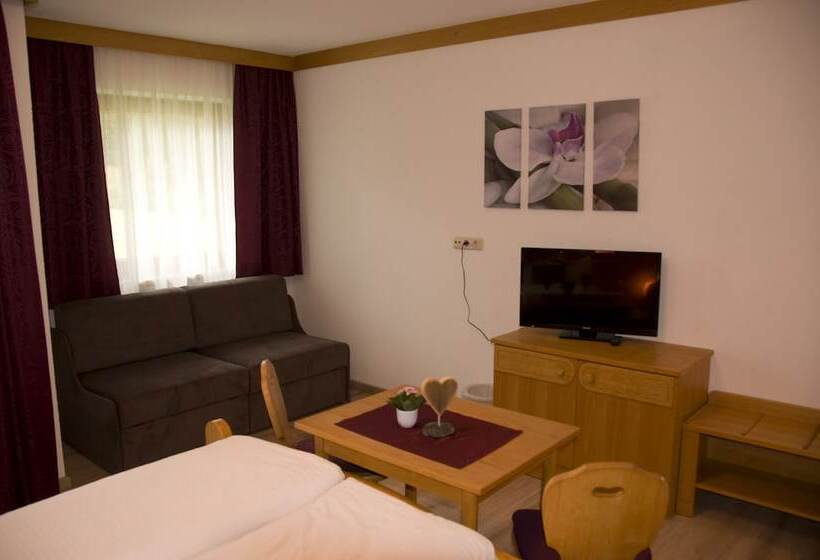 Семейный Номер, Haus Astoria