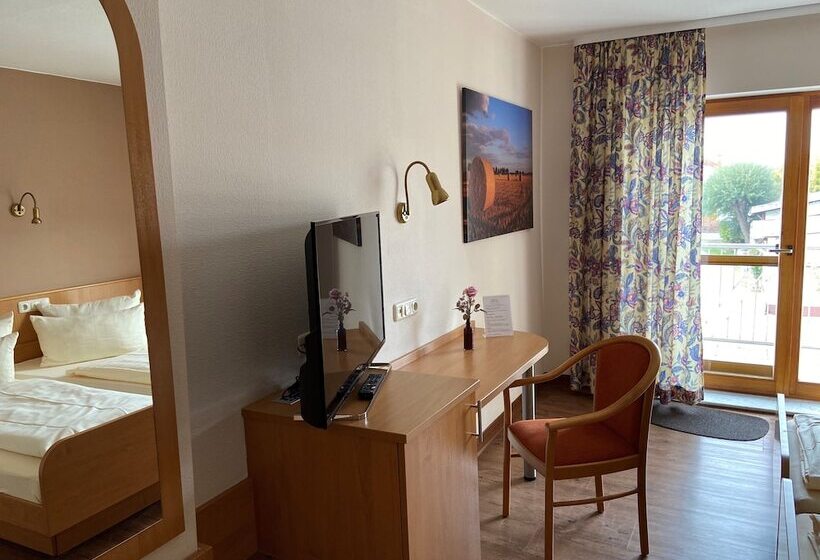 Номер Комфорт, Bett & Frühstück