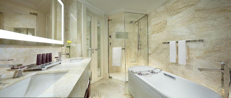 클럽 스위트, The Ritz   Carlton, Bangalore