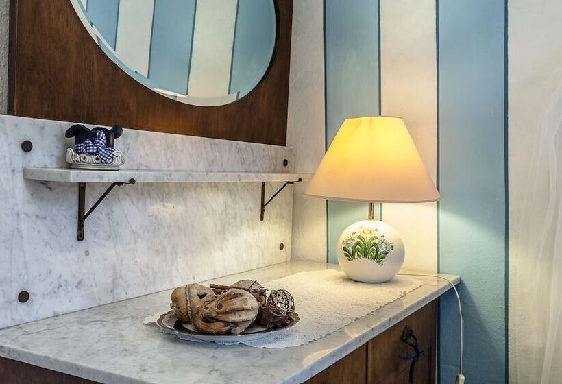 Студия Стандарт, Residence Briona