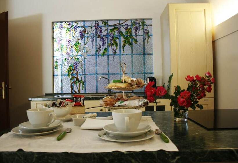 Люкс, Residence Briona