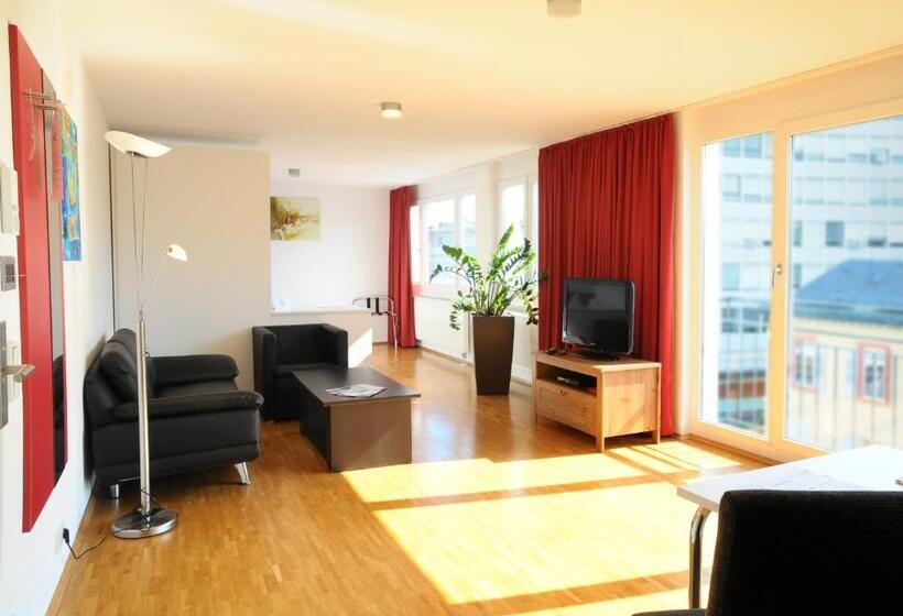 Апартаменты 1 Спальня, Seeger Living Comfort Downtown