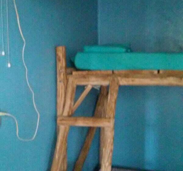 공동 객실, Lunas Hostel