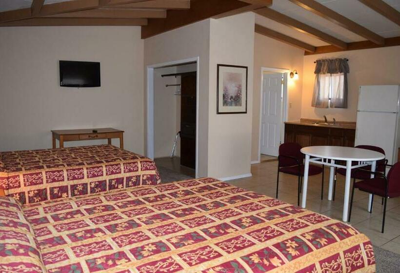 Номер Deluxe, Butterfield Stage Motel