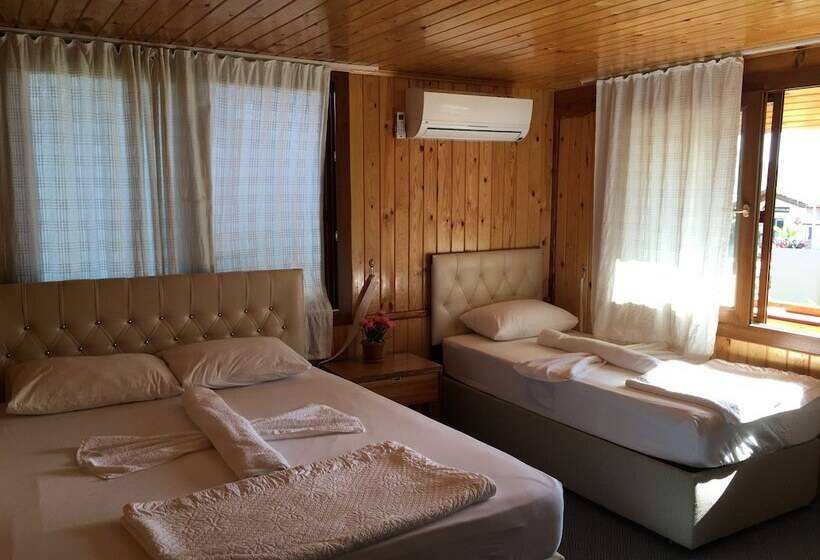 Triple Room Sea View, Gonul Pansiyon