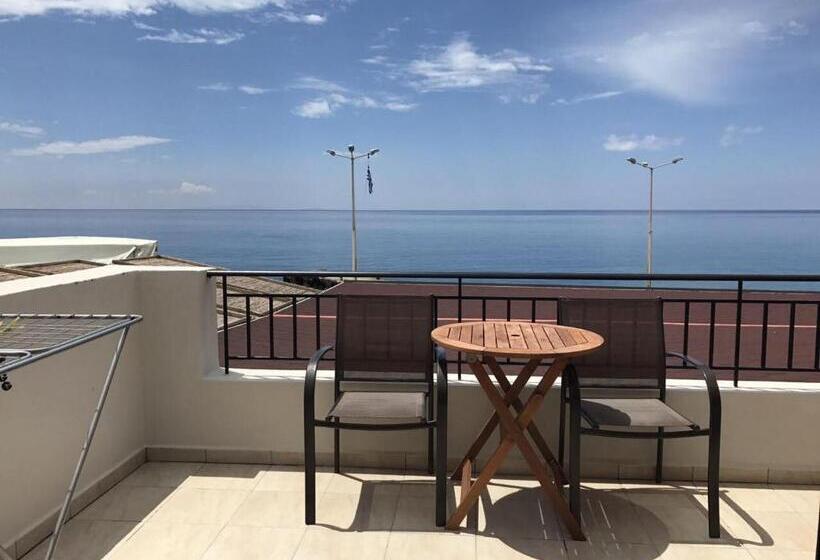 수피리어 룸, Paralia Guest House
