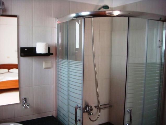 4인용 스탠다드 룸, Paralia Guest House