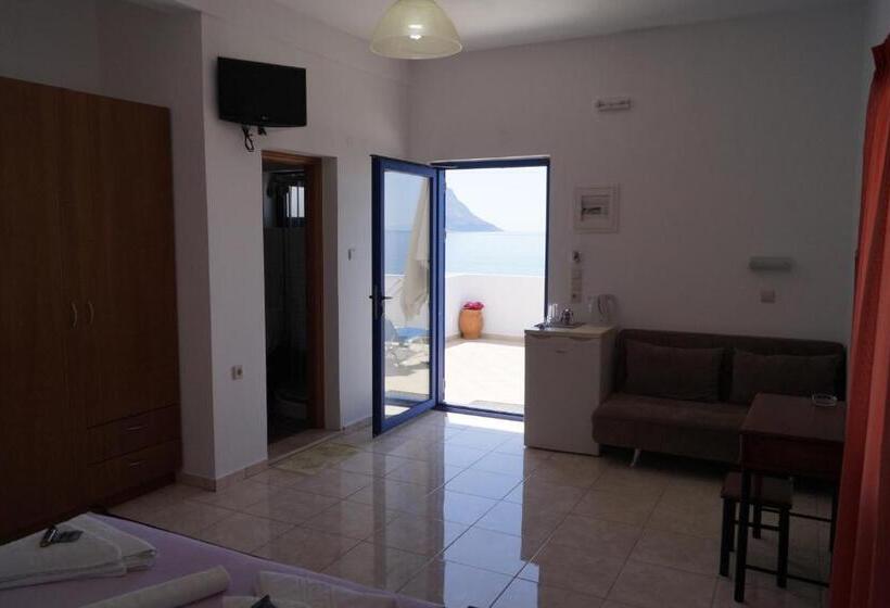 Номер Стандарт, Paralia Guest House