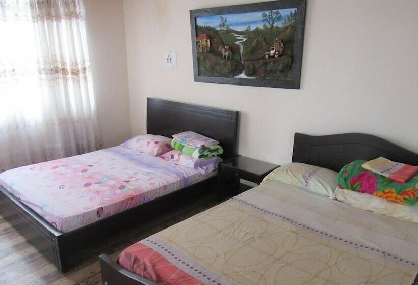 家庭间, Casa Cacique Hostel