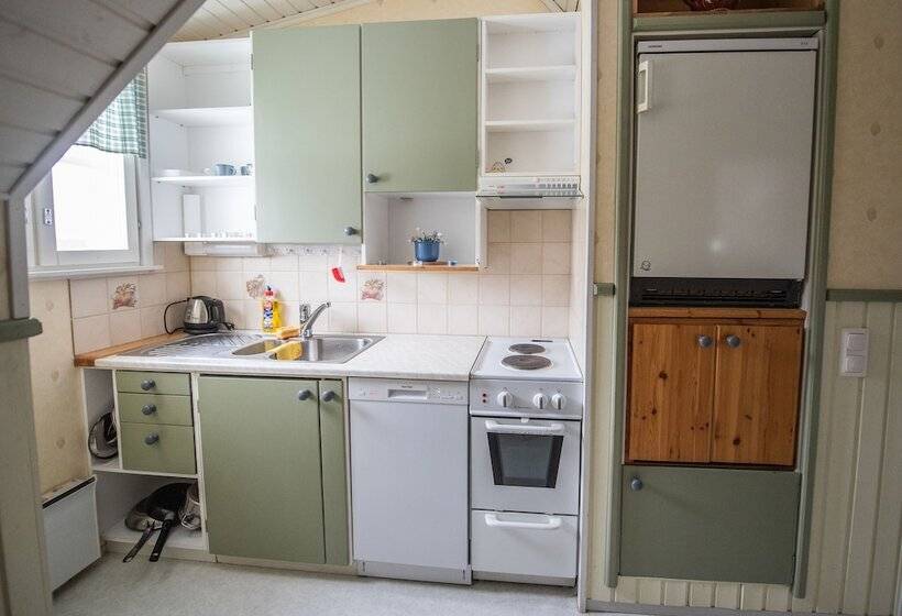 Апартаменты Семейные 1 Спальня, Holiday Village Kuukiuru