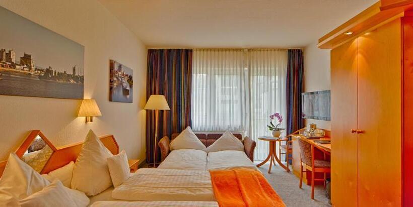 Четырехместный Номер Стандарт, Trip Inn Hotel Zum Riesen Hanau
