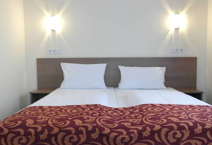 Номер Премиум, Dream Inn Hotel Regensburg Ost