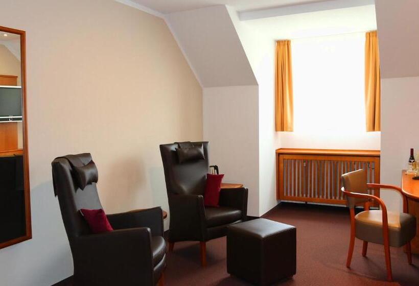 Номер Комфорт, Straubs Schone Aussicht