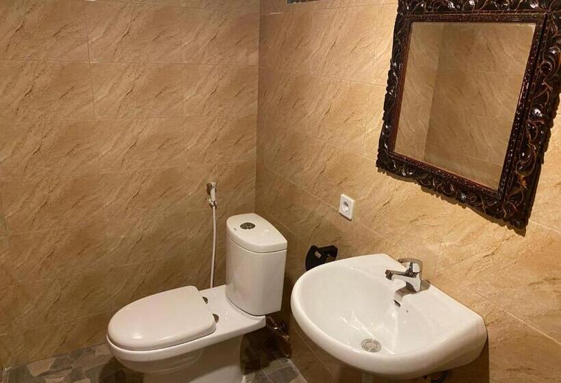 Номер Стандарт с Балконом, Odadi Guesthouse