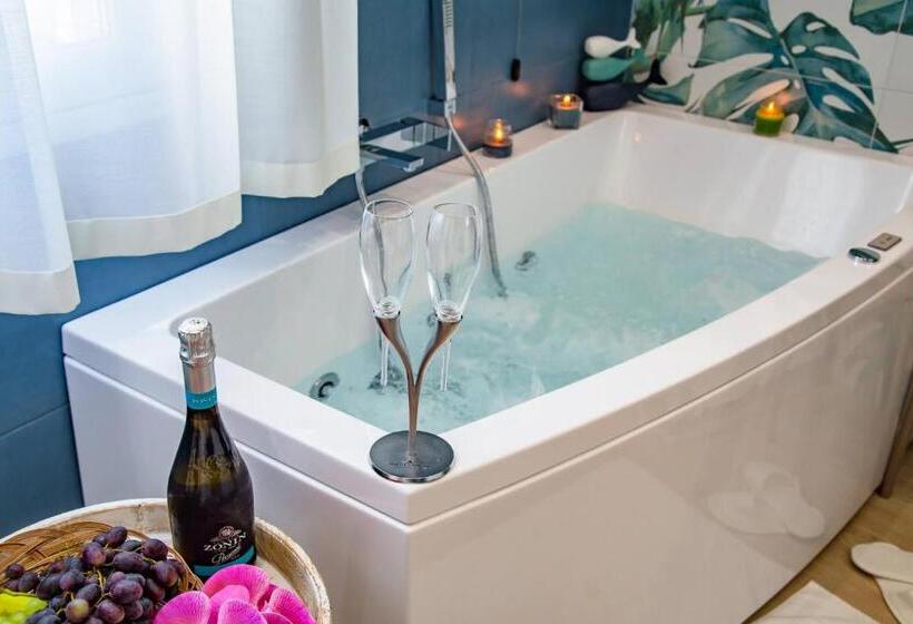 Люкс Повышенной Комфортности, Vittoria Luxury Rooms
