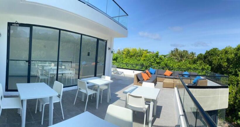 اتاق استاندارد, Unwind Dhigurah