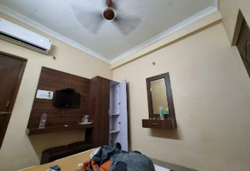 اتاق لوکس, Plaza Guest House