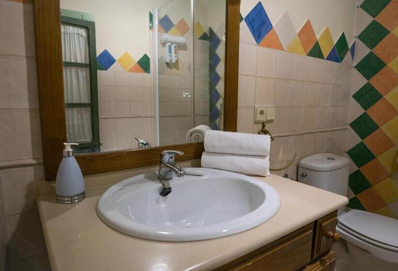 Номер Стандарт, La Aldaba, Antigua Casa De Labor
