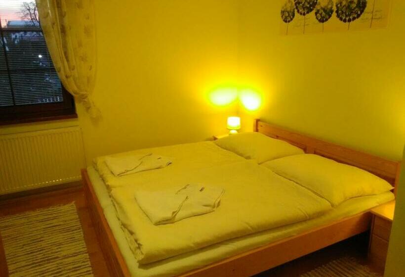 스탠다드 룸, Pod Palmou Gerlachov