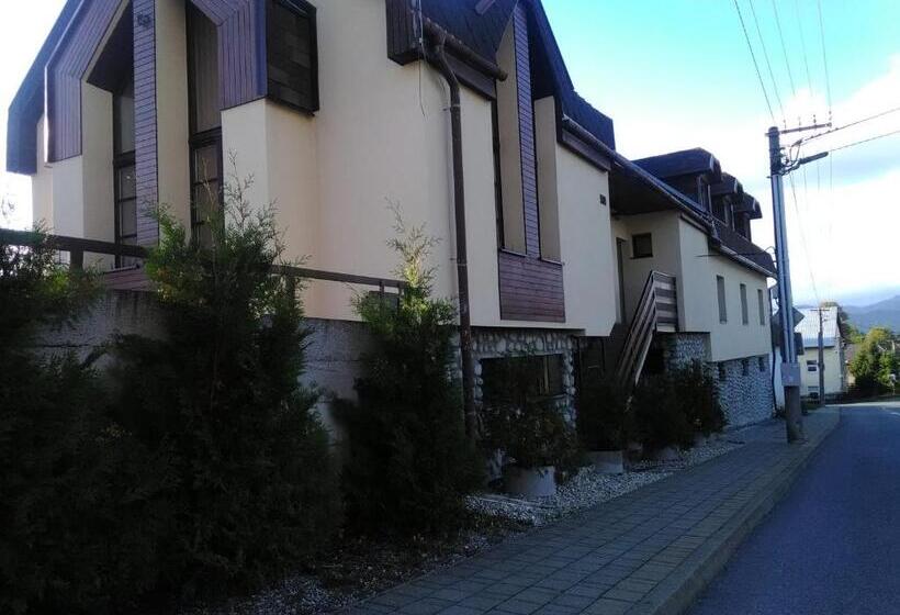 4인용 스탠다드 룸, Pod Palmou Gerlachov
