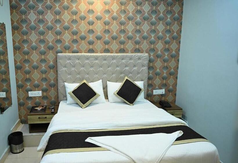 اتاق لوکس سه تخته, Super Hotel O Glance Inn