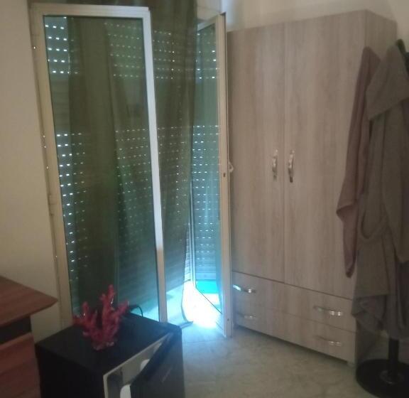 Четырехместный Номер Стандарт, B&b Cleopatra