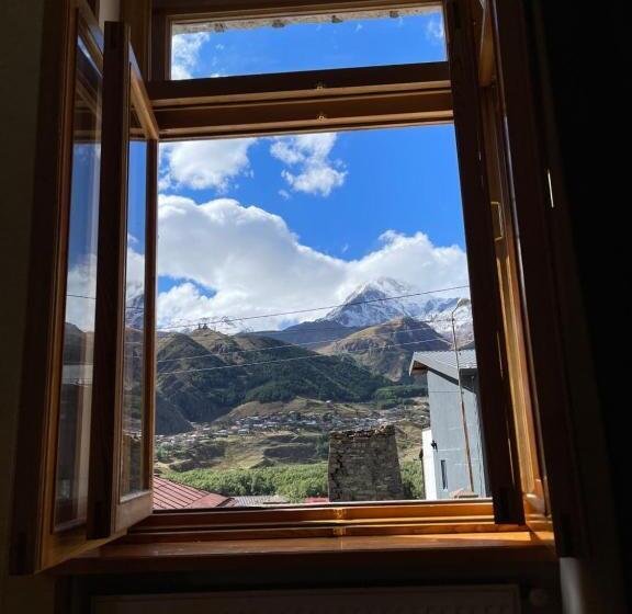 标准间带山景, Graf Kazbegi