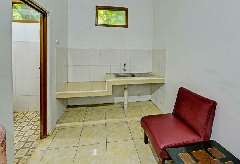 Номер Economy, Spot On 91372 Wisma Bulin